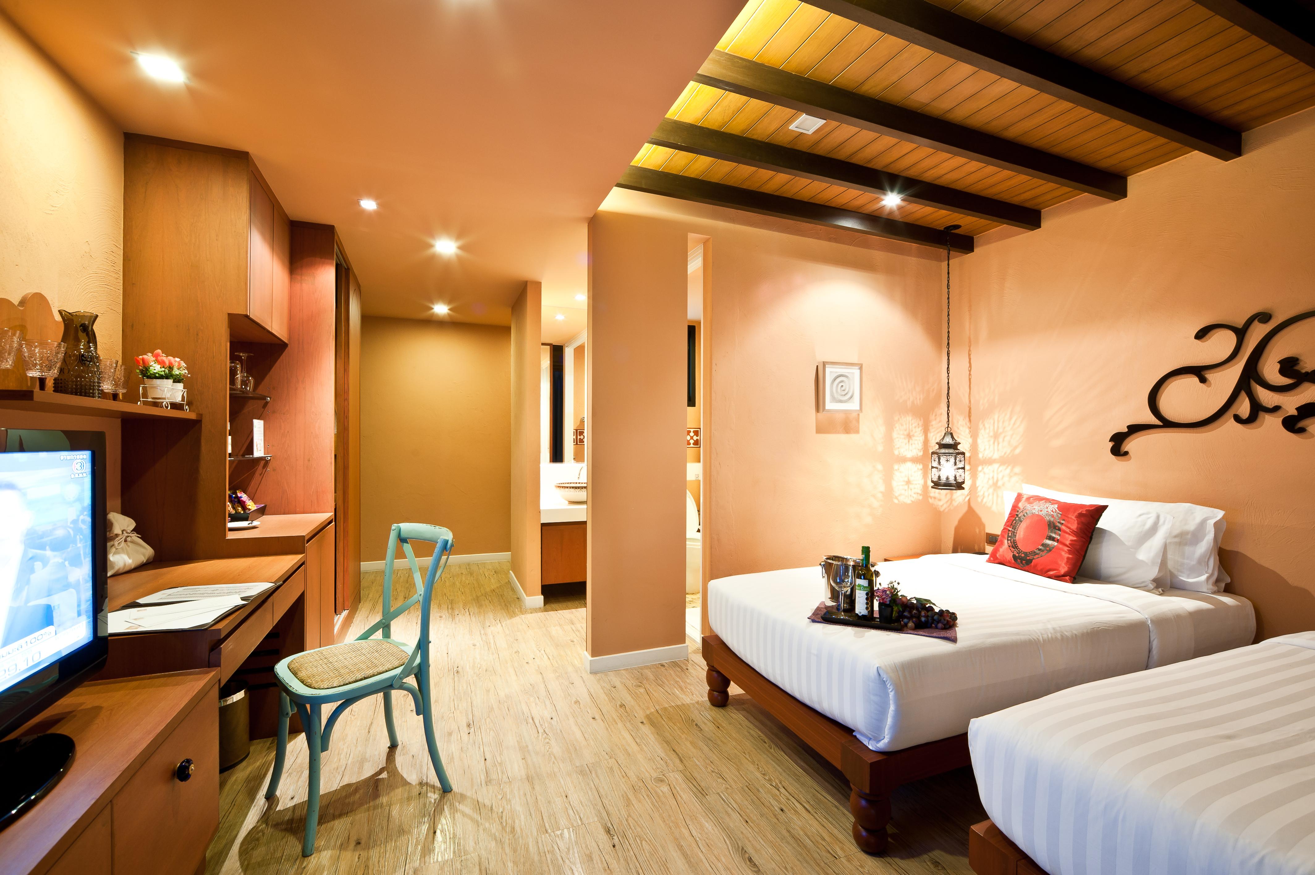 Amber Boutique Silom Hotel Банкок Екстериор снимка