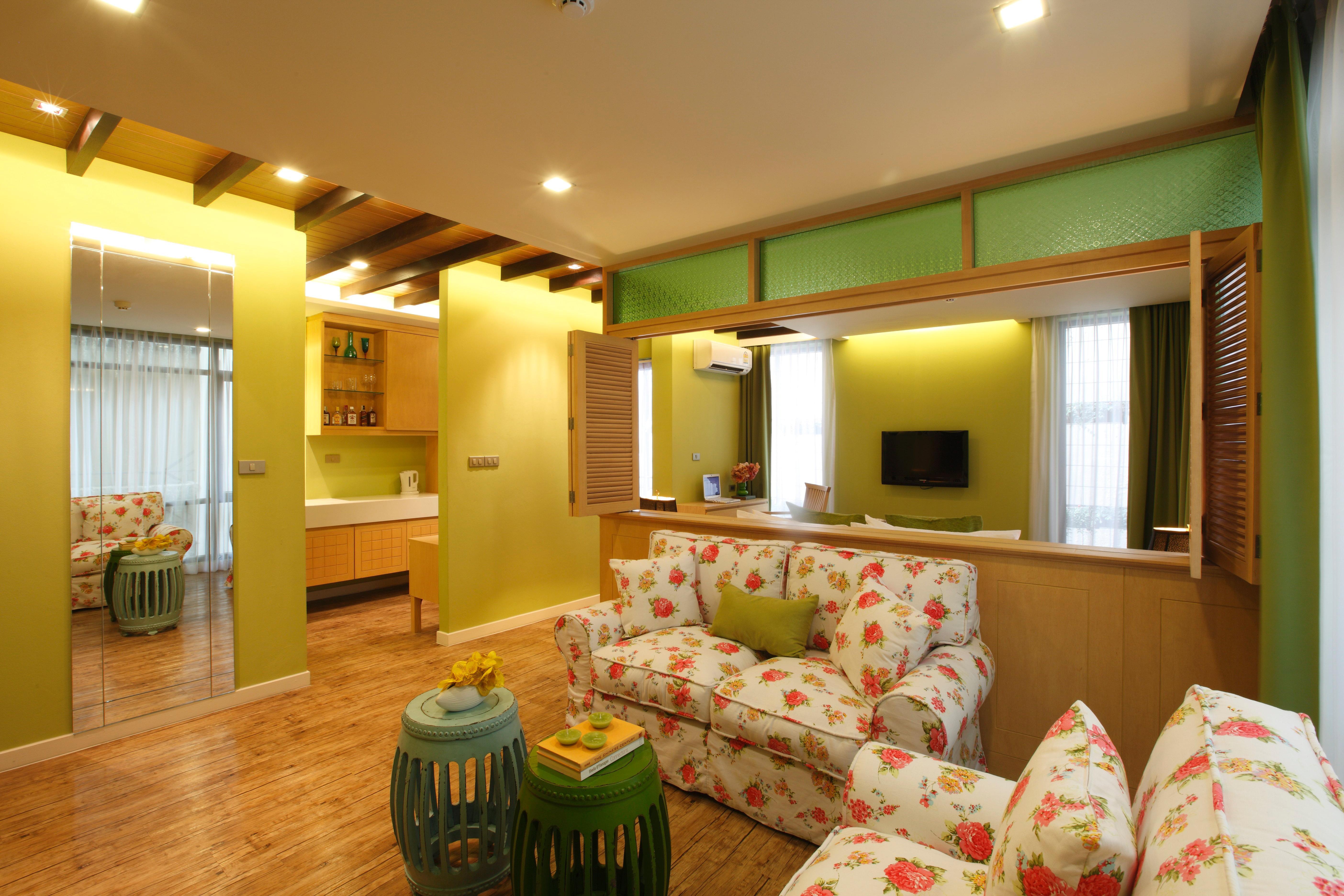 Amber Boutique Silom Hotel Банкок Екстериор снимка