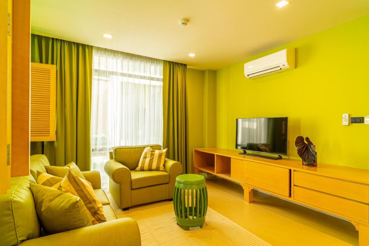 Amber Boutique Silom Hotel Банкок Екстериор снимка