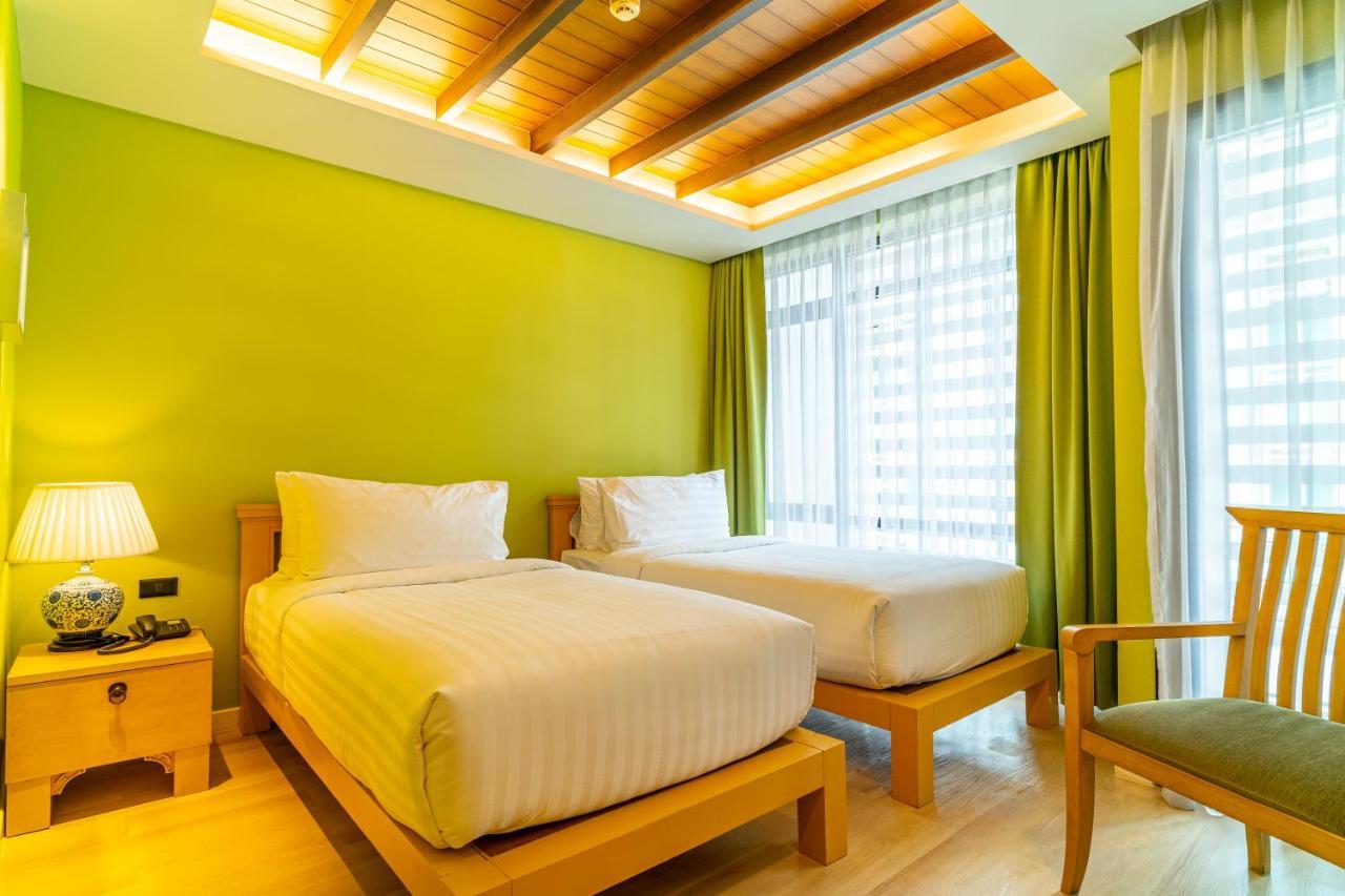 Amber Boutique Silom Hotel Банкок Екстериор снимка